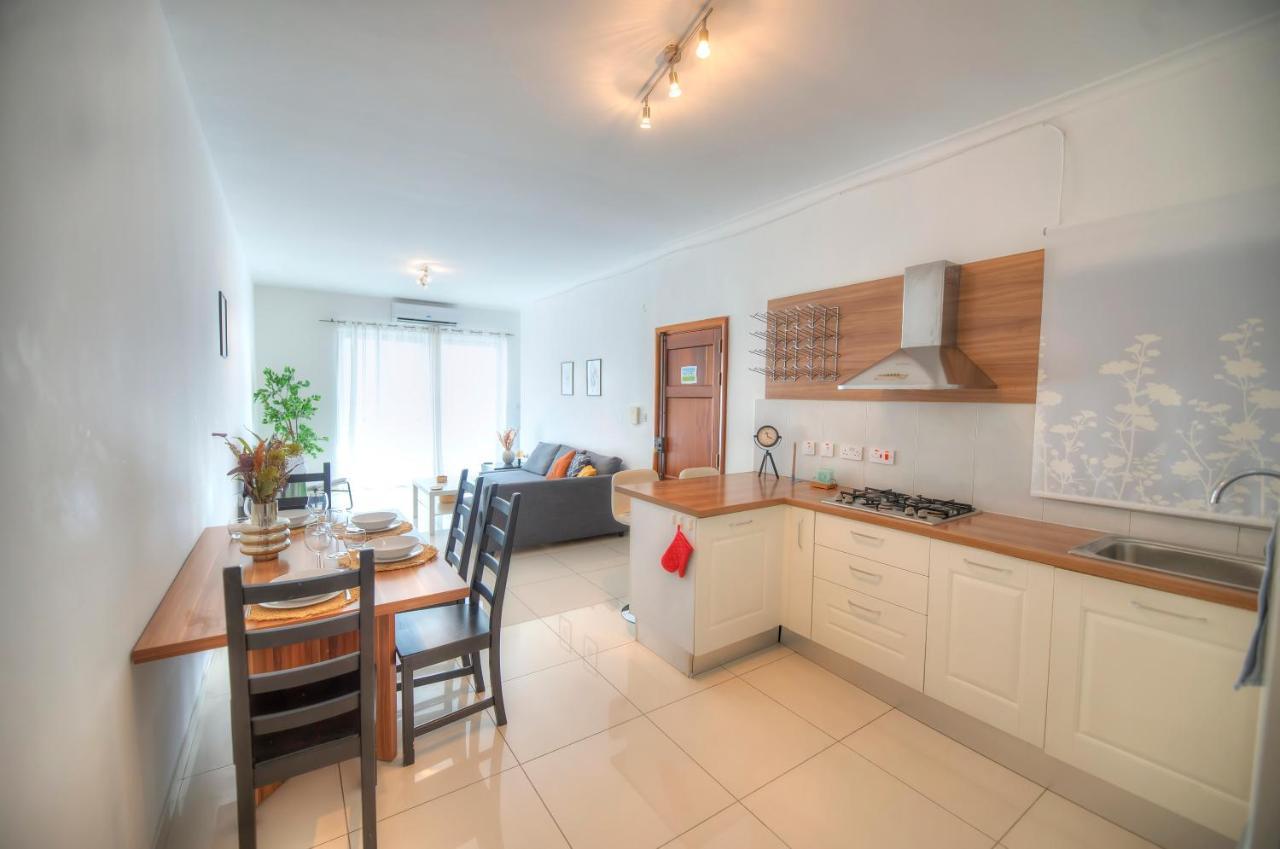 Large And Modern 2Bedroom With Balcony Glub1-1 Gzira Eksteriør bilde